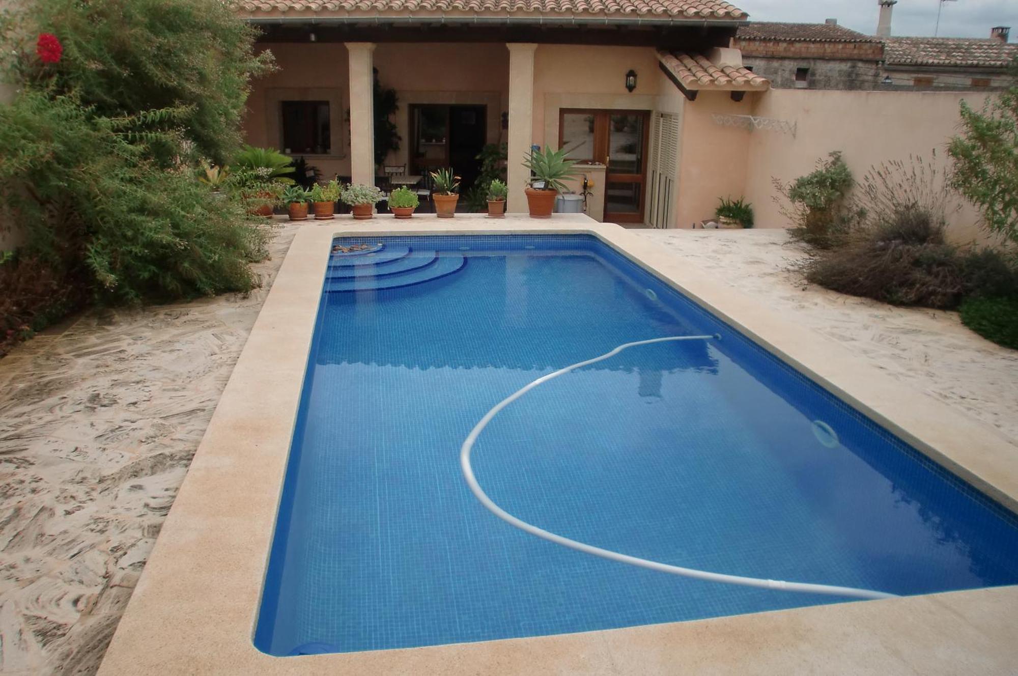 Flowers House Villa Thị trấn Thị trấn Maria de la Salut Ngoại thất bức ảnh